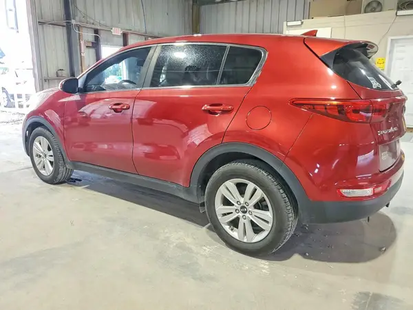 KNDPM3AC8J7319958 2018 KIA SPORTAGE - Image 2