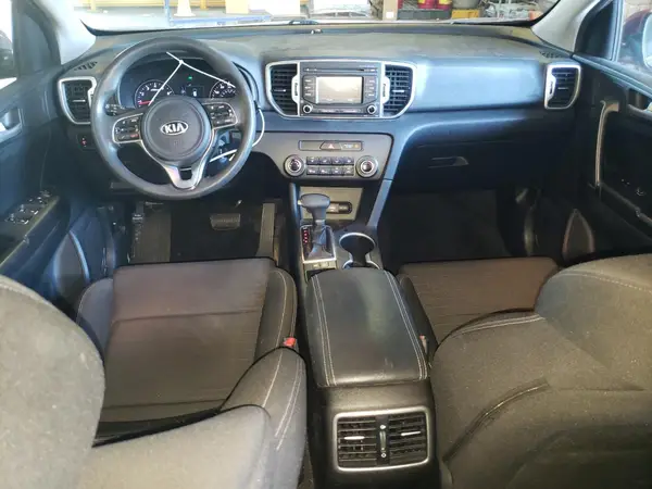 KNDPM3AC8J7322875 2018 KIA SPORTAGE - Image 8