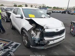 KNDPM3AC8J7335755 2018 KIA SPORTAGE