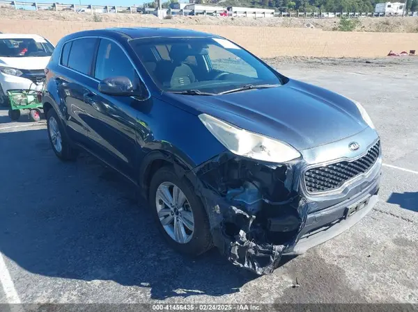 KNDPM3AC8J7336789 2018 KIA SPORTAGE - Image 1