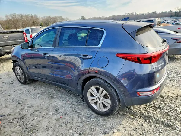KNDPM3AC8J7337571 2018 KIA SPORTAGE - Image 2