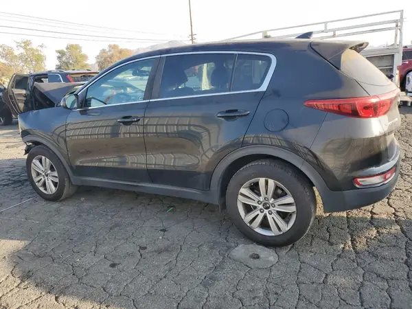 KNDPM3AC8J7338672 2018 KIA SPORTAGE - Image 2