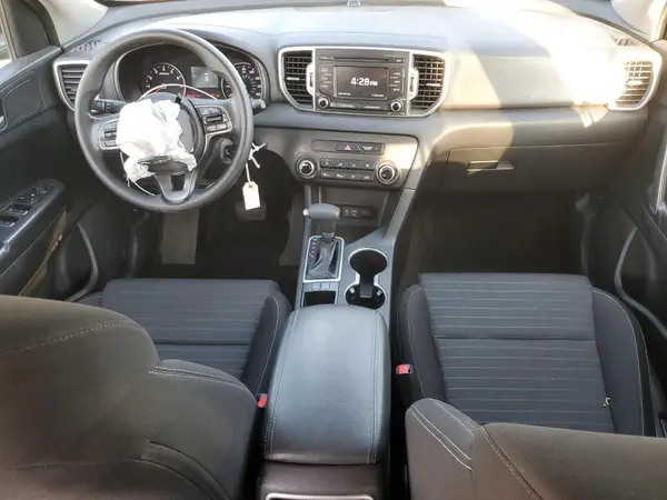 KNDPM3AC8J7338672 2018 KIA SPORTAGE - Image 8