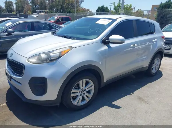 KNDPM3AC8J7339367 2018 KIA SPORTAGE - Image 2