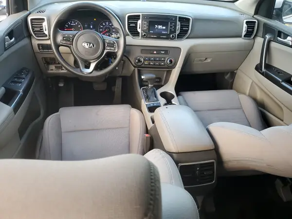 KNDPM3AC8J7343564 2018 KIA SPORTAGE - Image 8