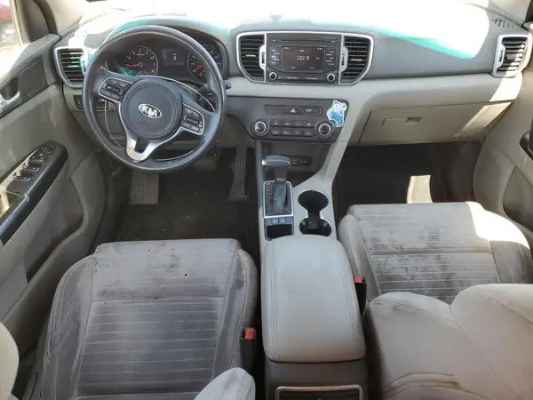 KNDPM3AC8J7347338 2018 KIA SPORTAGE - Image 8