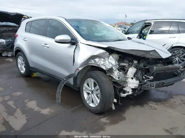KNDPM3AC8J7351115 2018 KIA SPORTAGE - Image 1