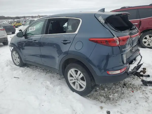 KNDPM3AC8J7379853 2018 KIA SPORTAGE - Image 2