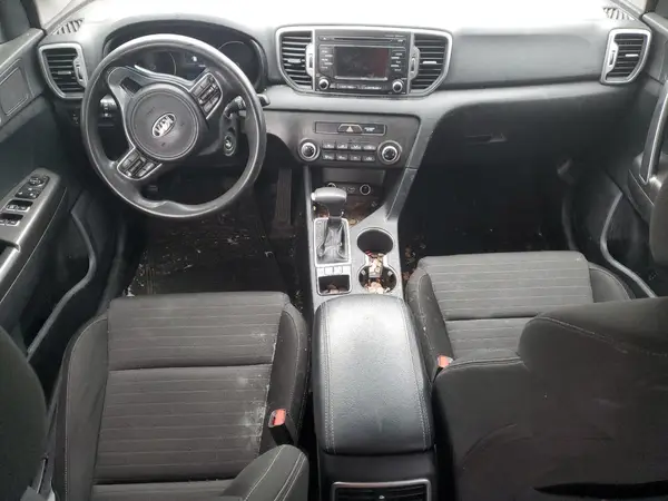 KNDPM3AC8J7385331 2018 KIA SPORTAGE - Image 8