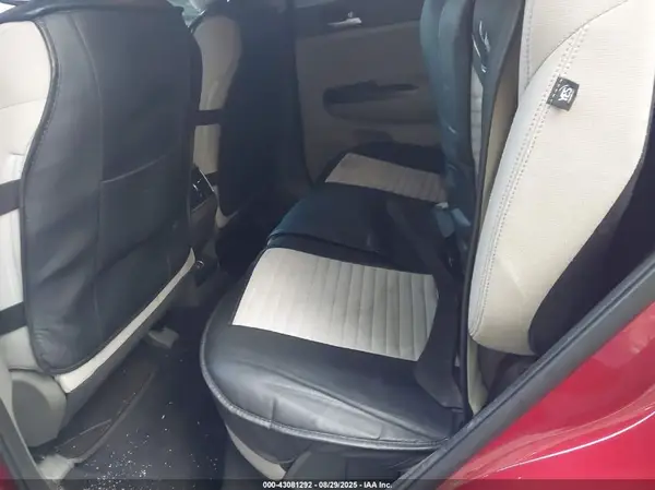KNDPM3AC8J7393395 2018 KIA SPORTAGE - Image 8