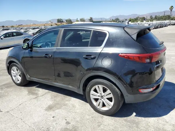 KNDPM3AC8J7423155 2018 KIA SPORTAGE - Image 2