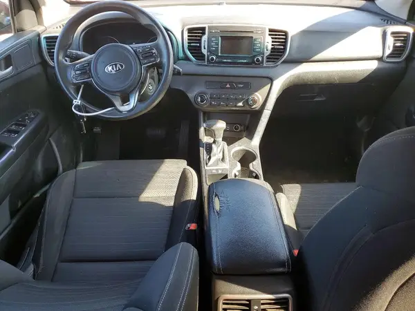 KNDPM3AC8J7443177 2018 KIA SPORTAGE - Image 8