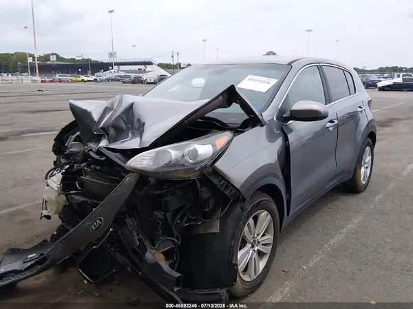 KNDPM3AC8J7445690 2018 KIA SPORTAGE - Image 2