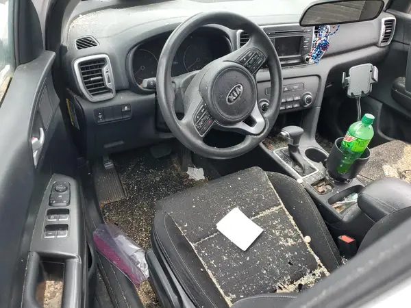 KNDPM3AC8J7447763 2018 KIA SPORTAGE - Image 8