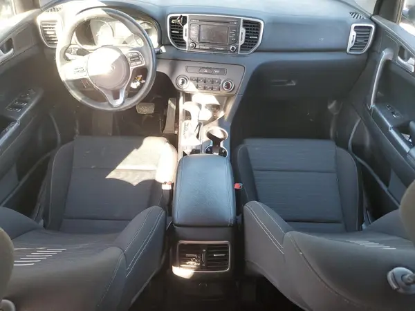 KNDPM3AC8J7448363 2018 KIA SPORTAGE - Image 8