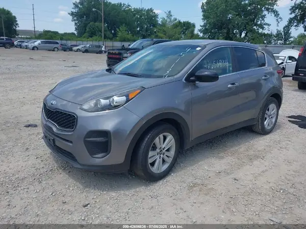 KNDPM3AC8J7451134 2018 KIA SPORTAGE - Image 2