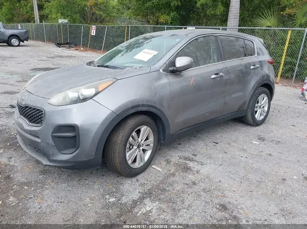 KNDPM3AC8J7454082 2018 KIA SPORTAGE - Image 2