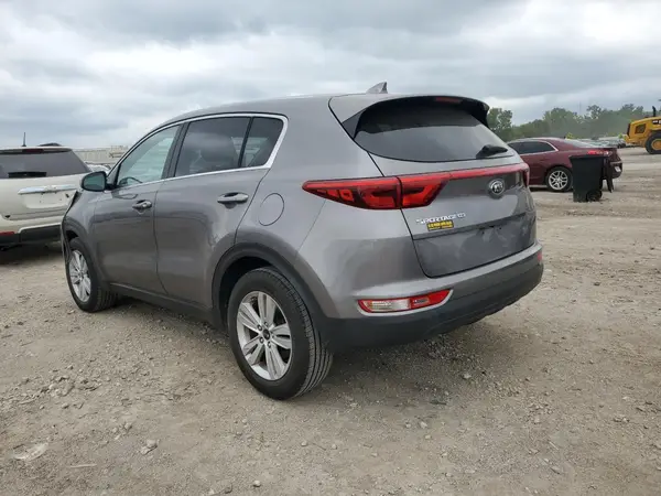 KNDPM3AC8J7458360 2018 KIA SPORTAGE - Image 2