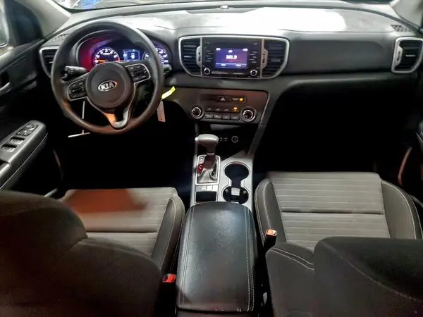 KNDPM3AC8J7470444 2018 KIA SPORTAGE - Image 8