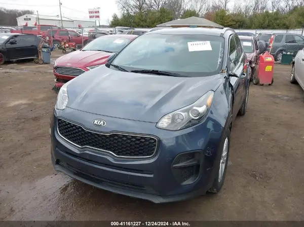 KNDPM3AC8J7486241 2018 KIA SPORTAGE - Image 2