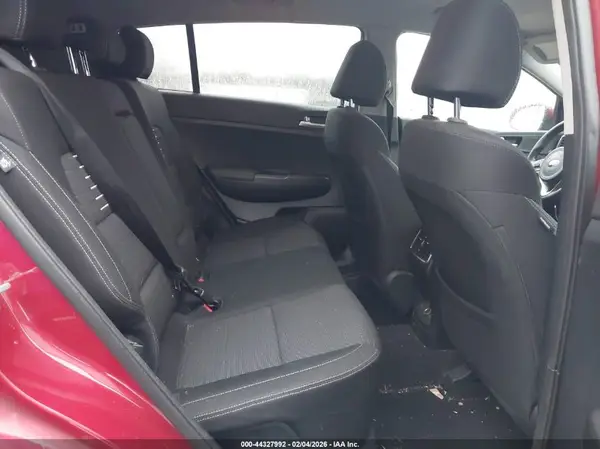 KNDPM3AC8J7487003 2018 KIA SPORTAGE - Image 8