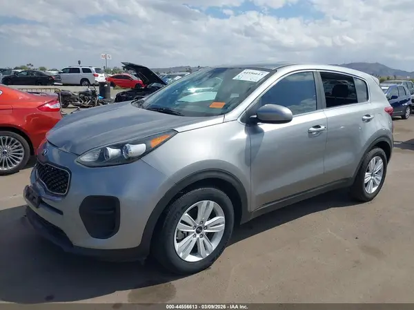 KNDPM3AC8K7562610 2019 KIA SPORTAGE - Image 2