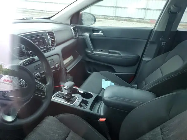 KNDPM3AC8K7596529 2019 KIA SPORTAGE - Image 8