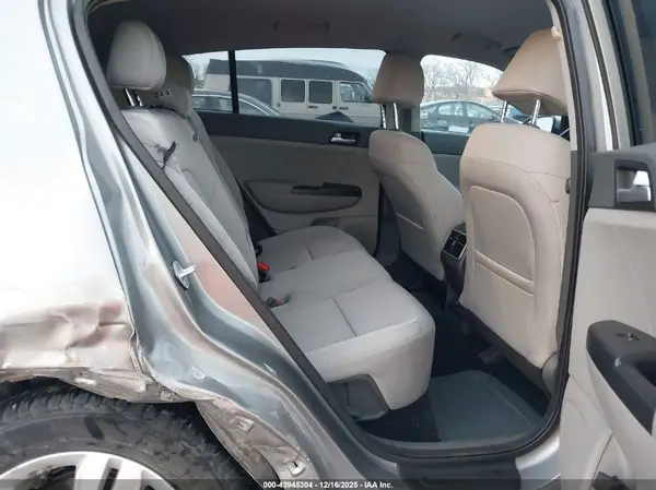 KNDPM3AC8K7599155 2019 KIA SPORTAGE - Image 8