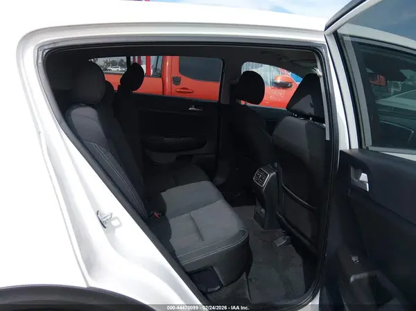KNDPM3AC8L7677046 2020 KIA SPORTAGE - Image 8