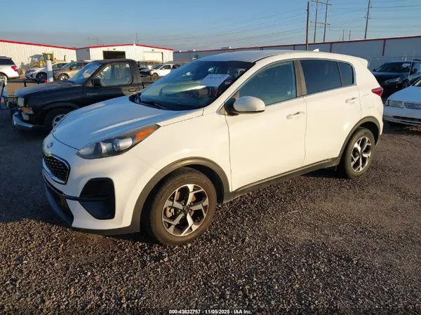 KNDPM3AC8L7764087 2020 KIA SPORTAGE - Image 2