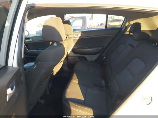 KNDPM3AC8L7764087 2020 KIA SPORTAGE - Image 8