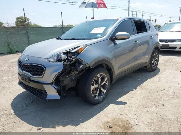 KNDPM3AC8L7797803 2020 KIA SPORTAGE - Image 2