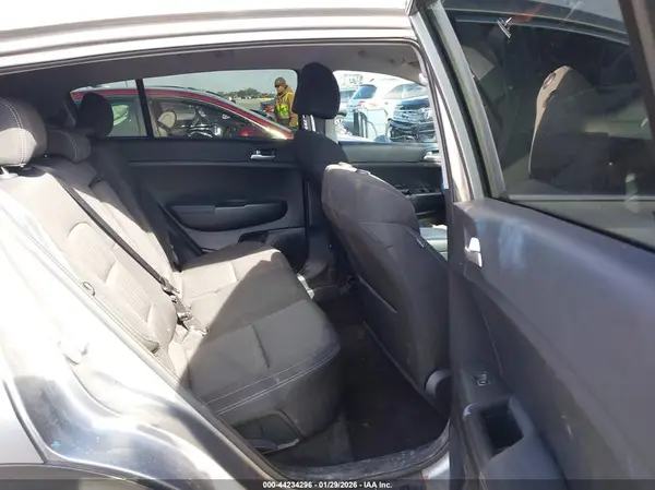 KNDPM3AC8L7822229 2020 KIA SPORTAGE - Image 8