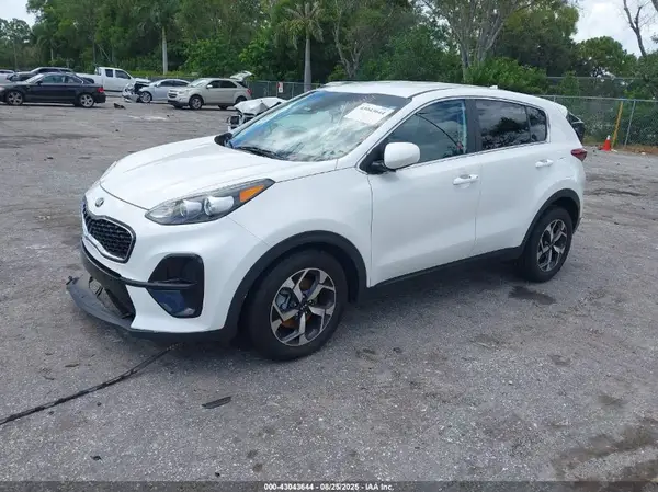 KNDPM3AC8M7937656 2021 KIA SPORTAGE - Image 2