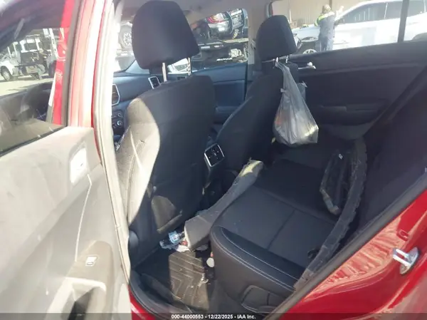 KNDPM3AC8N7010545 2022 KIA SPORTAGE - Image 8