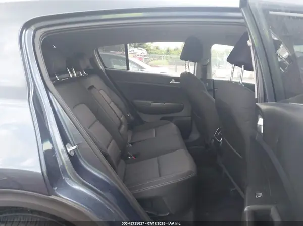 KNDPM3AC8N7964339 2022 KIA SPORTAGE - Image 8