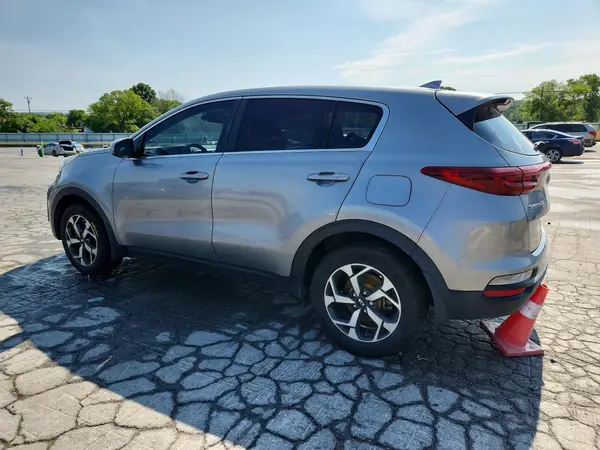 KNDPM3AC8N7968181 2022 KIA SPORTAGE - Image 2