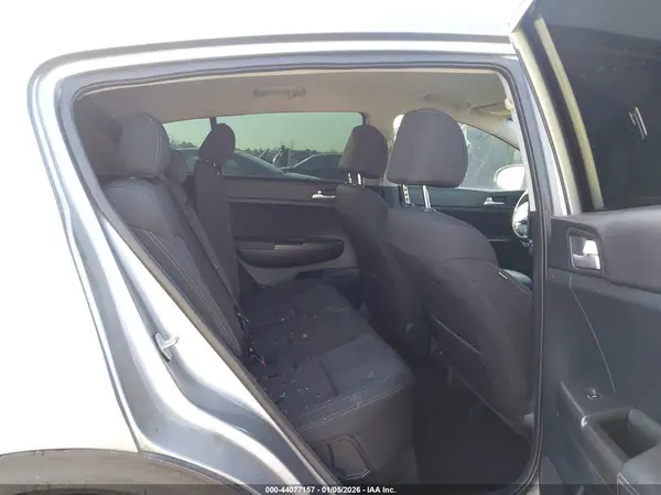 KNDPM3AC8N7980783 2022 KIA SPORTAGE - Image 8