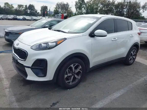 KNDPM3AC8N7986180 2022 KIA SPORTAGE - Image 2