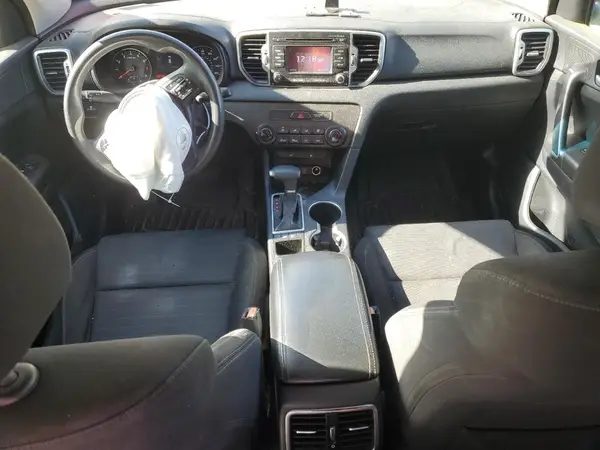 KNDPM3AC9H7033255 2017 KIA SPORTAGE - Image 8