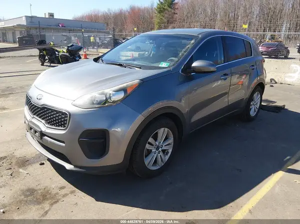 KNDPM3AC9H7038309 2017 KIA SPORTAGE - Image 2