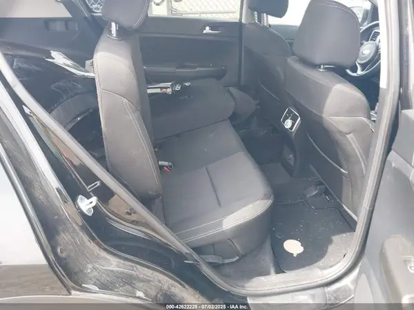 KNDPM3AC9H7069916 2017 KIA SPORTAGE - Image 8