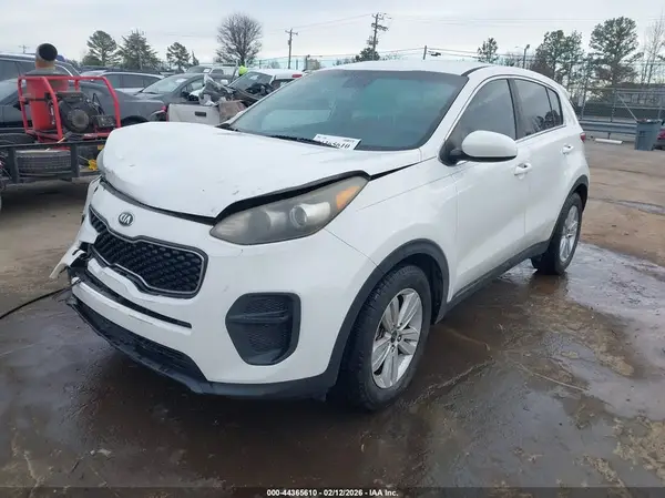 KNDPM3AC9H7079152 2017 KIA SPORTAGE - Image 2