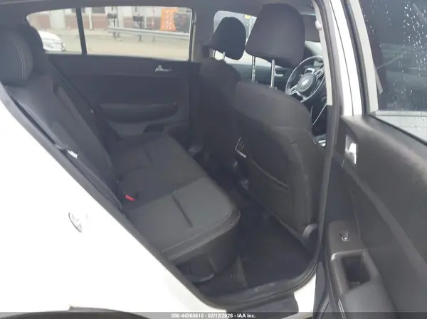 KNDPM3AC9H7079152 2017 KIA SPORTAGE - Image 8