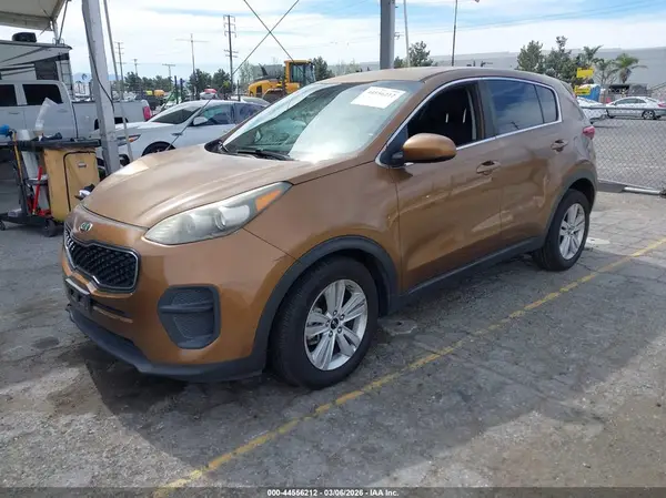 KNDPM3AC9H7088479 2017 KIA SPORTAGE - Image 2