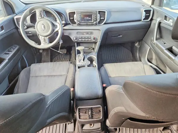 KNDPM3AC9H7100422 2017 KIA SPORTAGE - Image 8