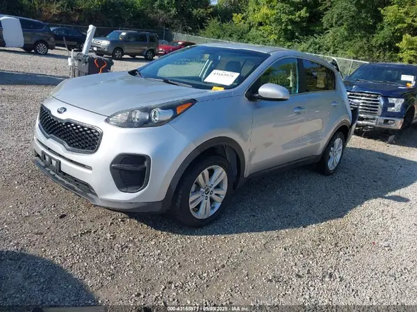KNDPM3AC9H7108181 2017 KIA SPORTAGE - Image 2
