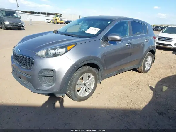 KNDPM3AC9H7108276 2017 KIA SPORTAGE - Image 2