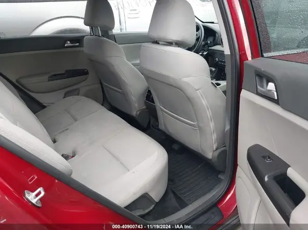 KNDPM3AC9H7111663 2017 KIA SPORTAGE - Image 8