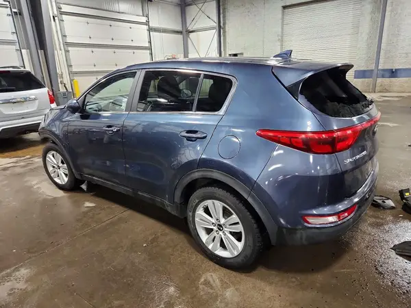 KNDPM3AC9H7112490 2017 KIA SPORTAGE - Image 2